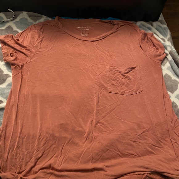 Tops and hoodies barley worn - Picture 8 of 16